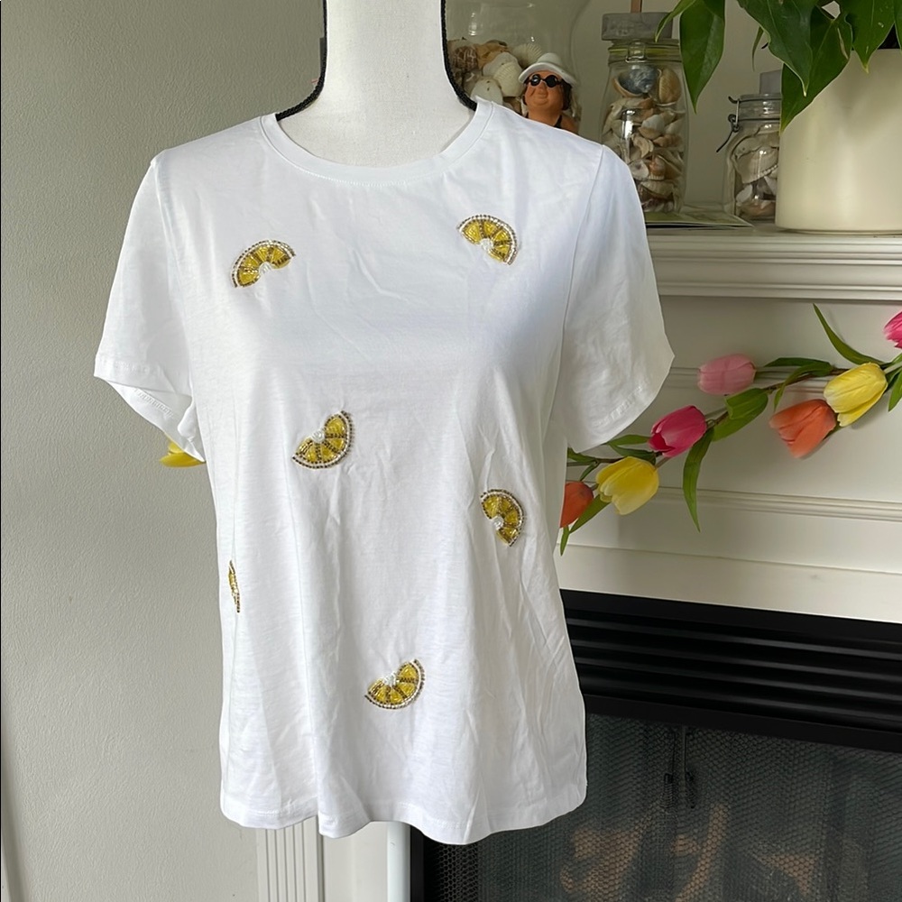 White Lemon Embroidered Short Sleeve Tee
